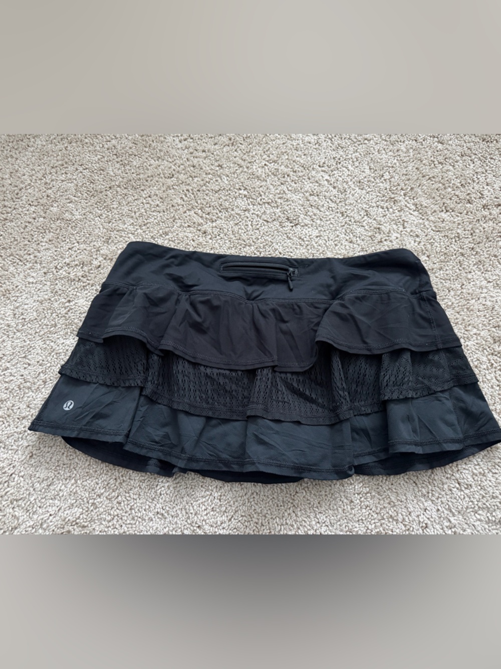 Lululemon Nothing To Hide Black Tiered Mini Skirt Skort Size 10 Rare